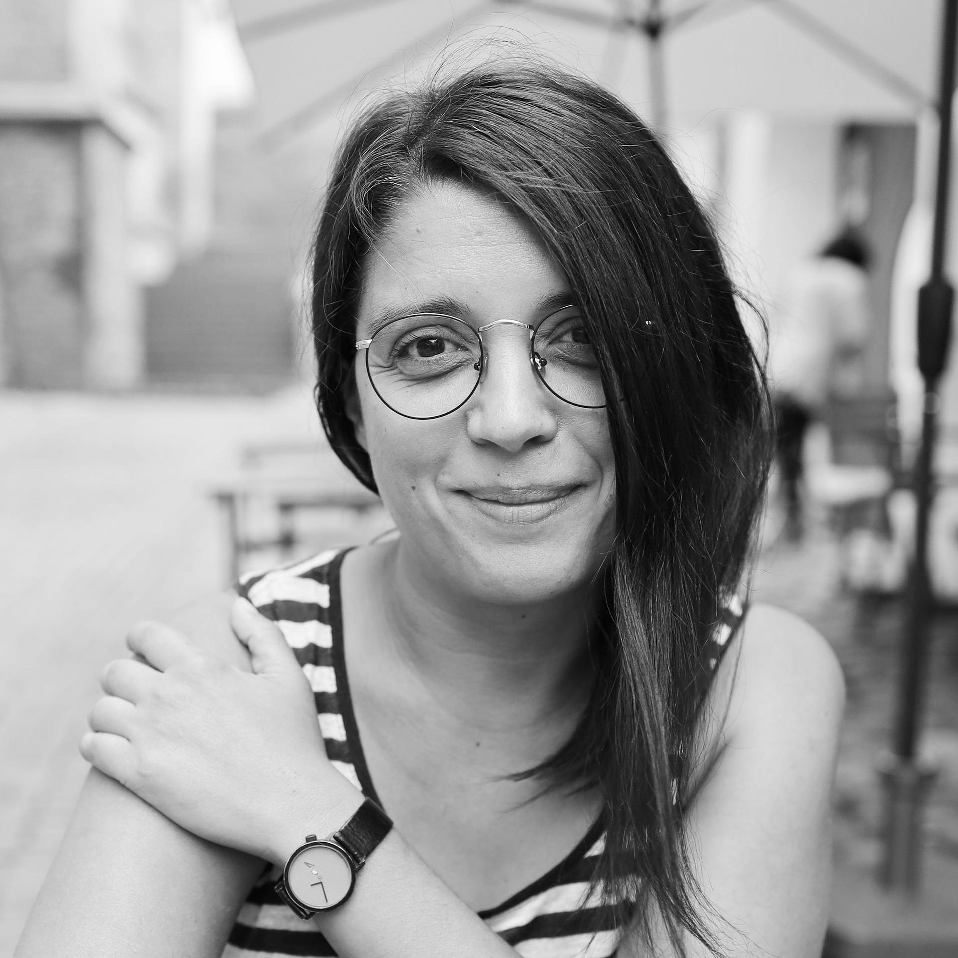 Ilustrator Ana Sichitiu