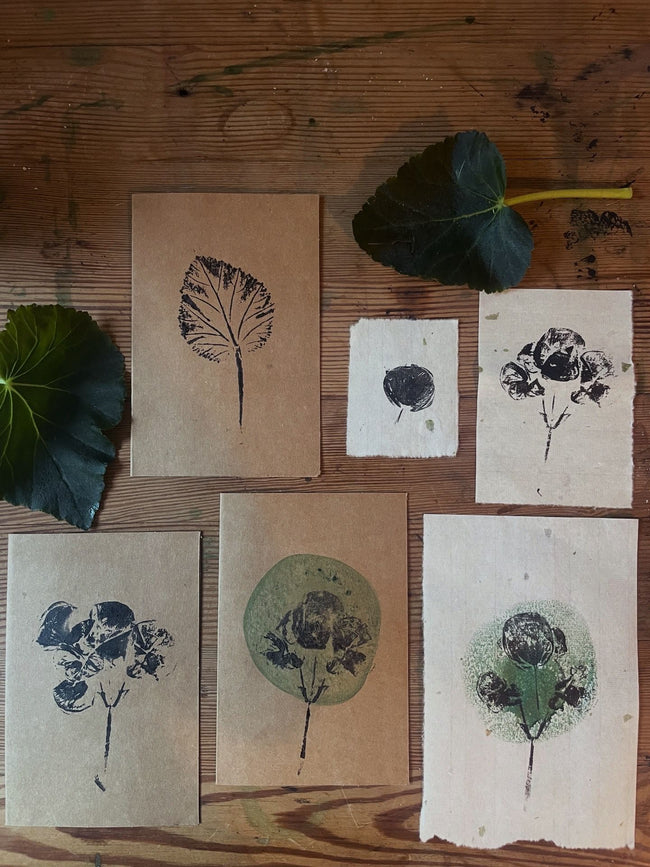 Atelier de monoprint botanic pe hârtie manuală